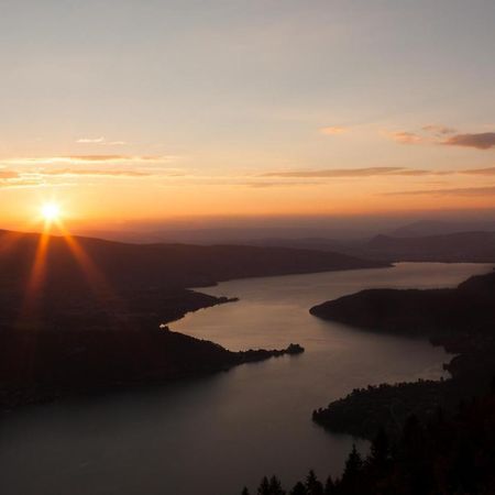 Penthouse Vue Incroyable Lac Et Montagnes Annecy Exterior photo